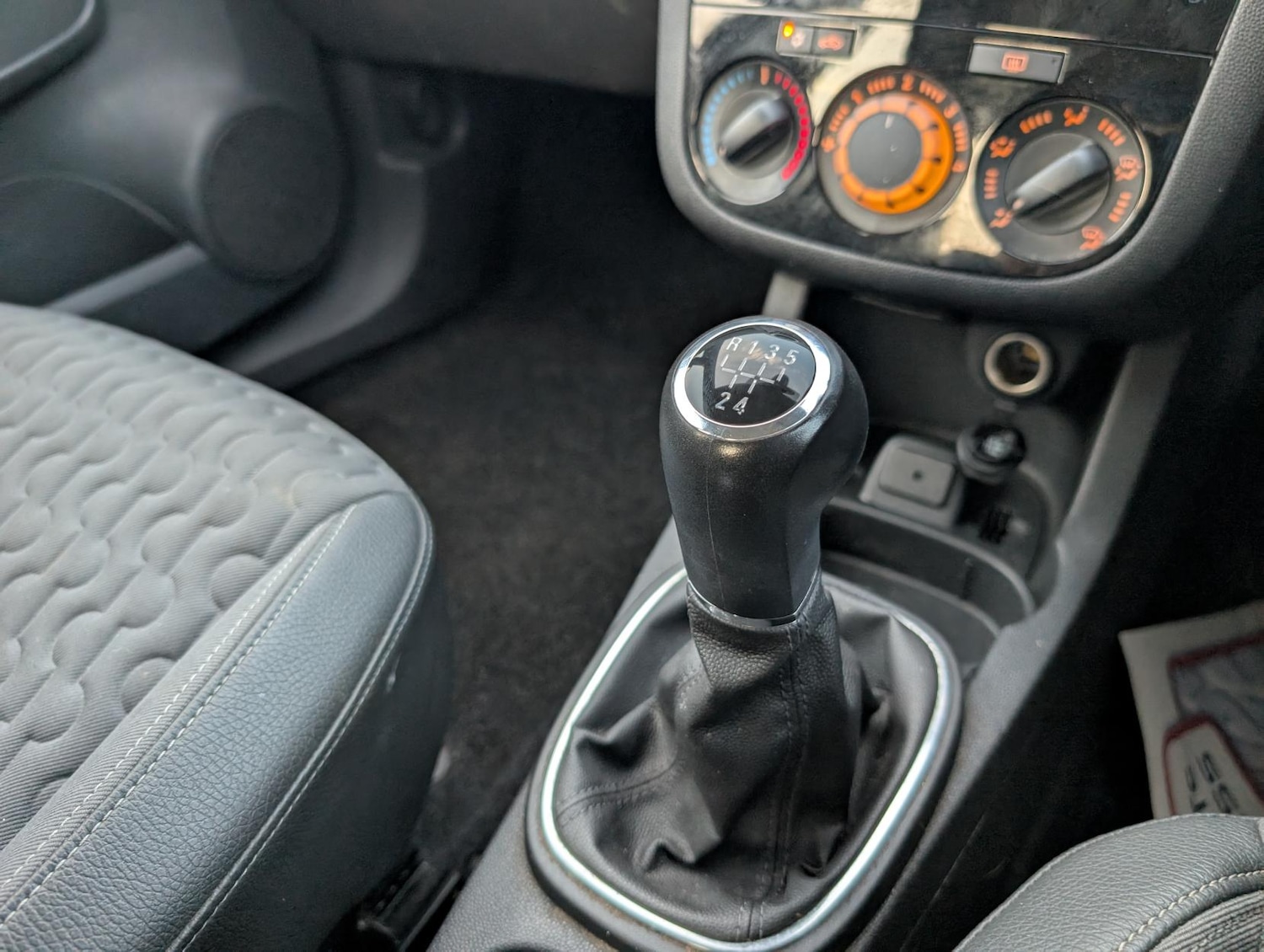 Used Vauxhall Corsa 2014 for sale - 76877676: Photo 24