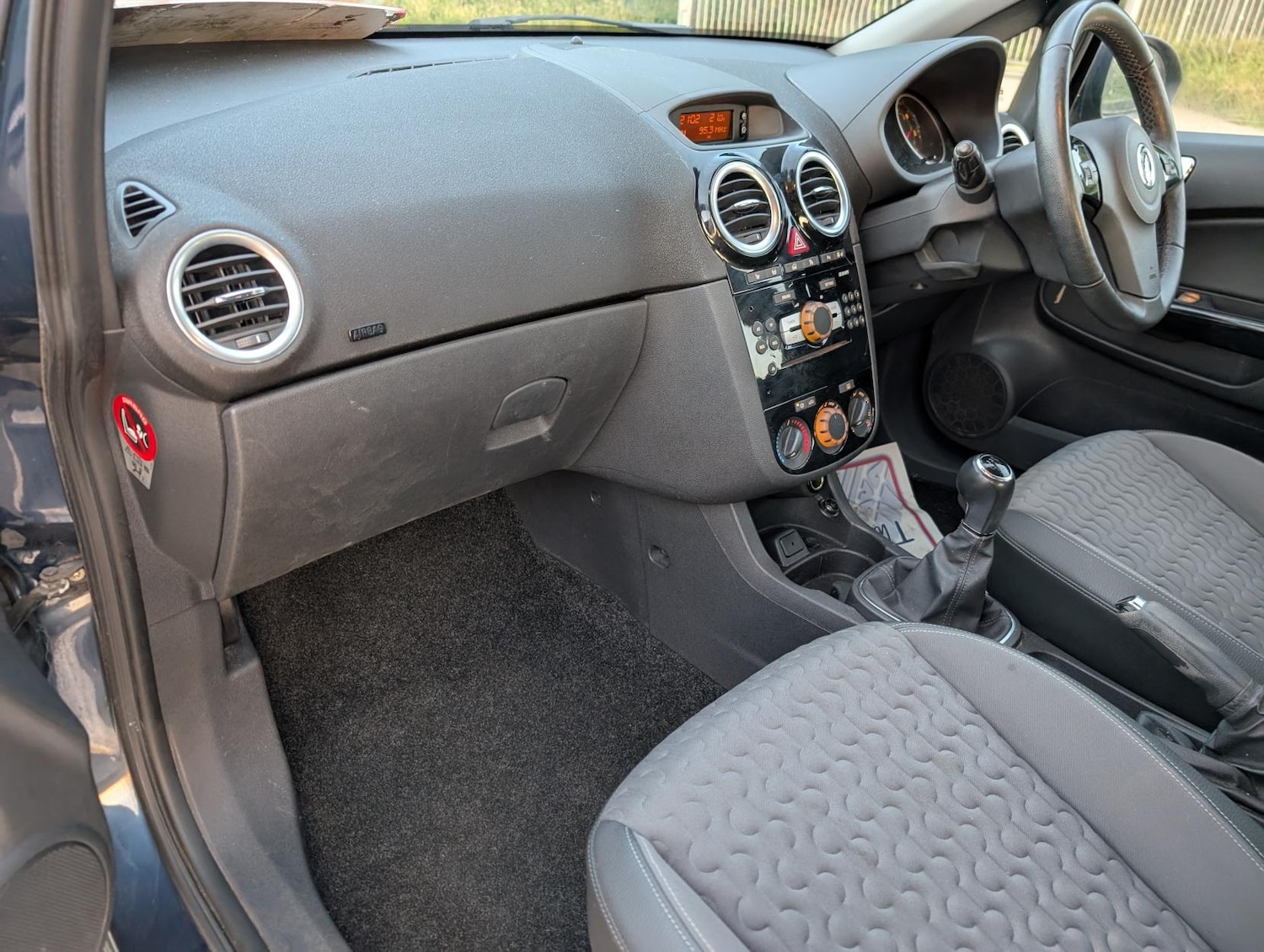 Used Vauxhall Corsa 2014 for sale - 76877676: Photo 27