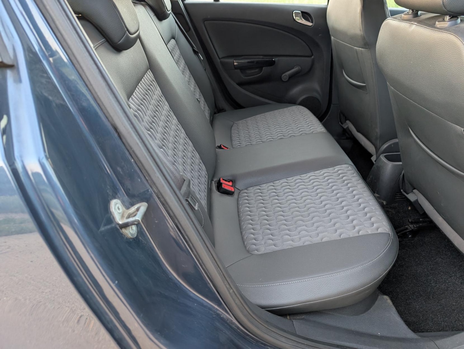 Used Vauxhall Corsa 2014 for sale - 76877676: Photo 31