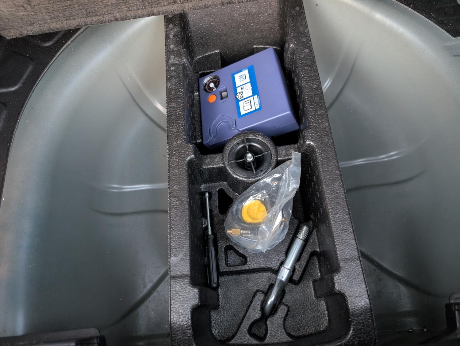 Used Vauxhall Corsa 2014 for sale - 76877676: Photo 33