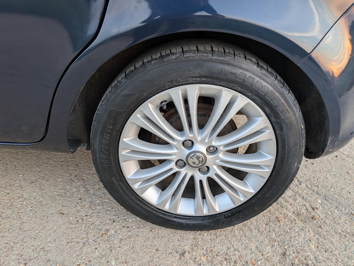 Used Vauxhall Corsa 2014 for sale - 76877676: Photo 37