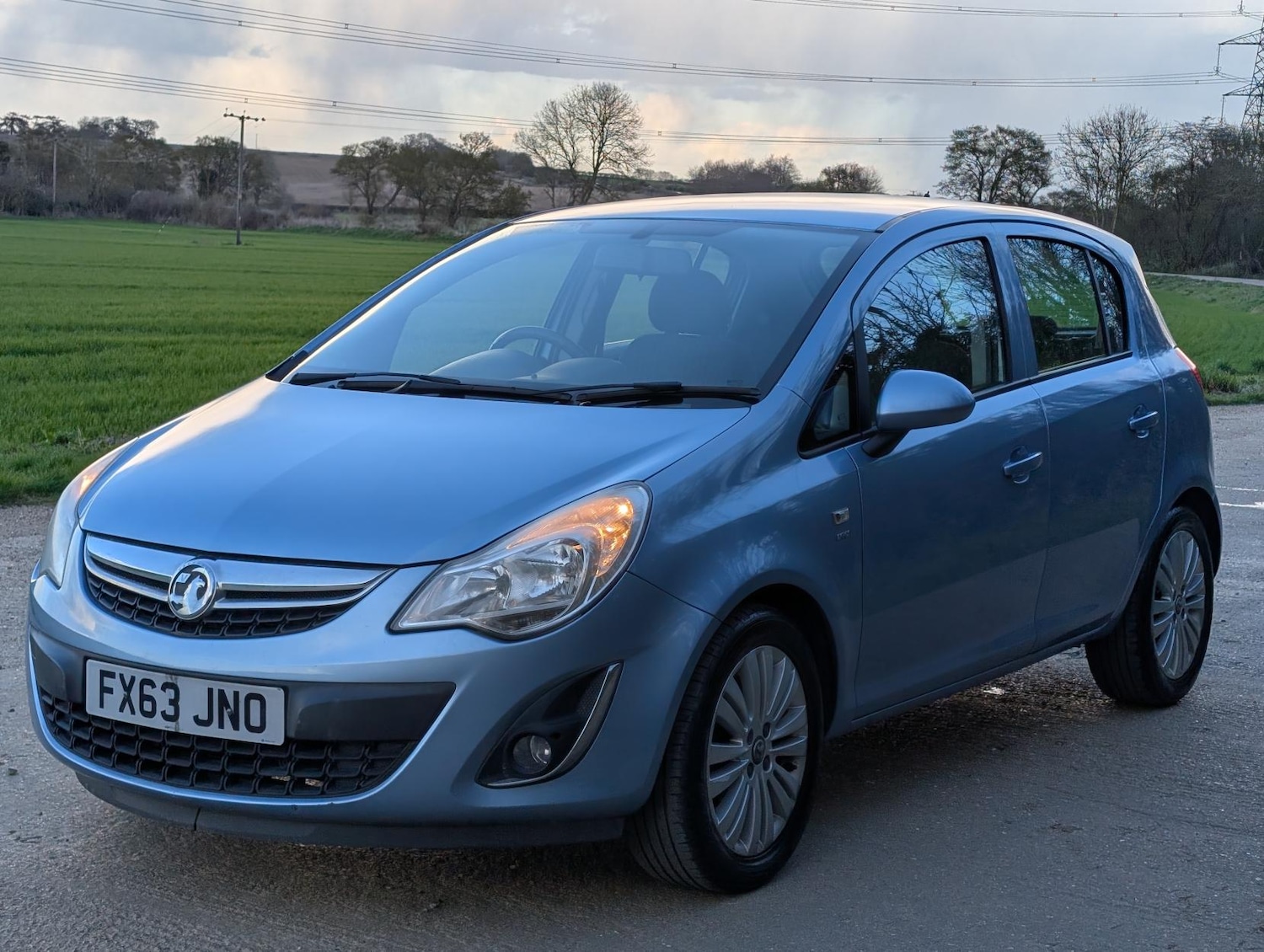 Used Vauxhall Corsa 2013 for sale - 77896104: Photo 3