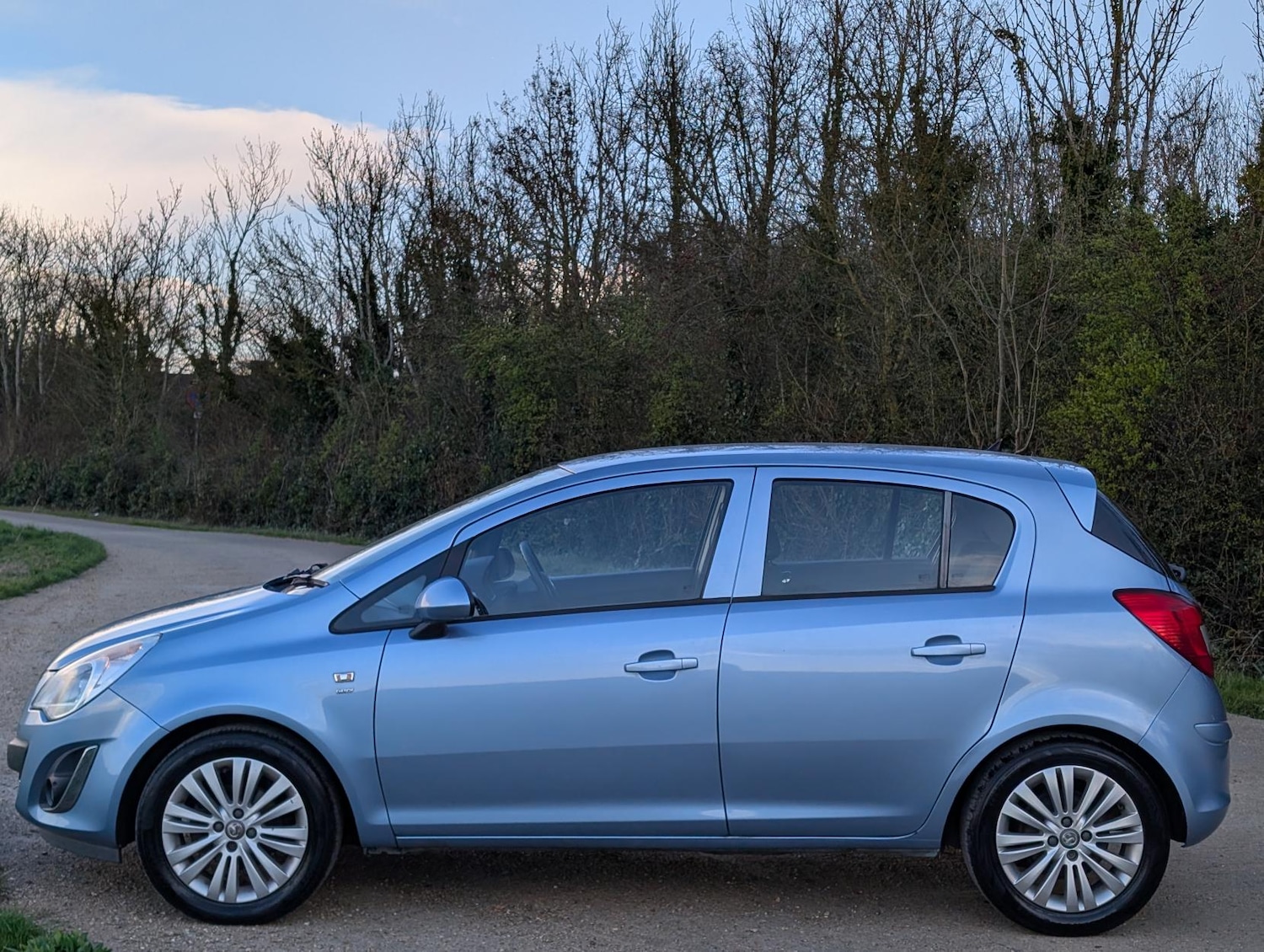 Used Vauxhall Corsa 2013 for sale - 77896104: Photo 4