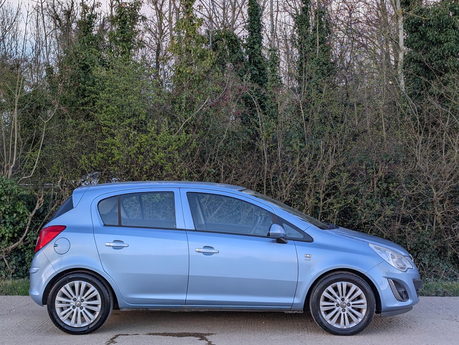 Used Vauxhall Corsa 2013 for sale - 77896104: Photo 8