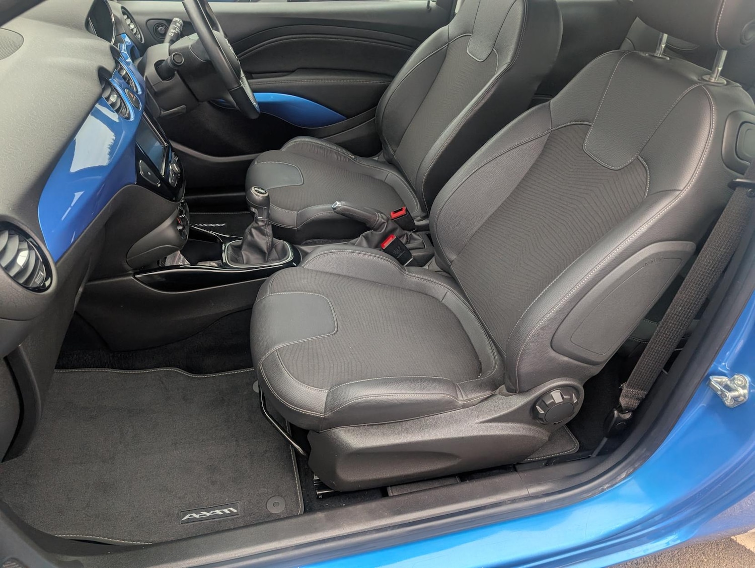 Used Vauxhall ADAM 2016 for sale - 76290600: Photo 19