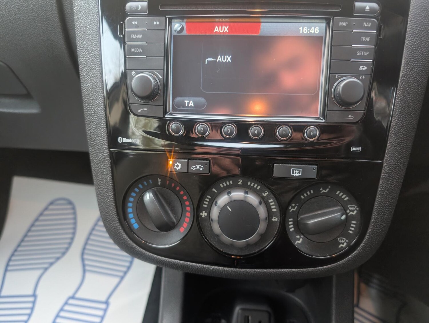 Used Vauxhall Corsa 2014 for sale - 77774693: Photo 25