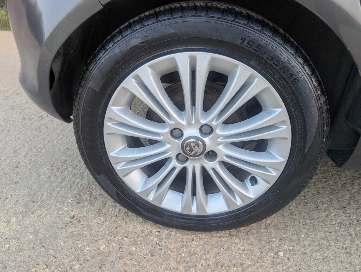 Used Vauxhall Corsa 2014 for sale - 77774693: Photo 31