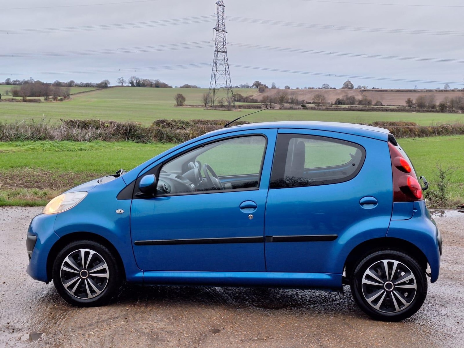 Used Peugeot 107 2014 for sale - 76741844: Photo 5