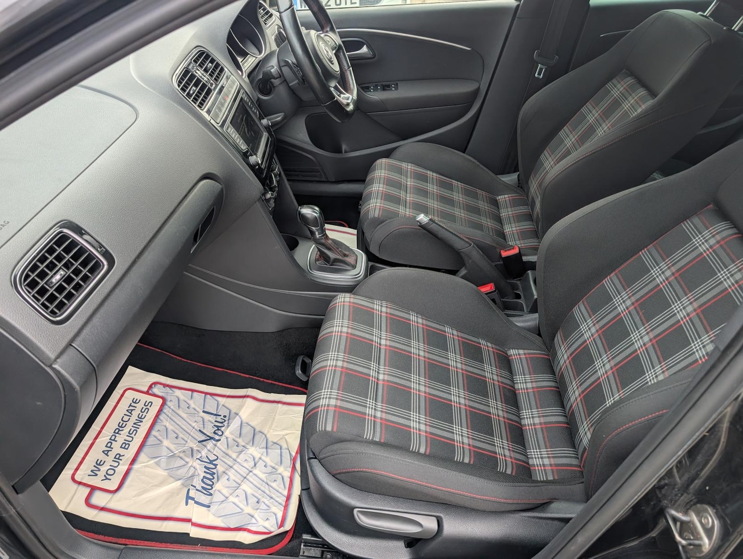 Used Volkswagen Polo 2015 for sale - 76458685: Photo 13