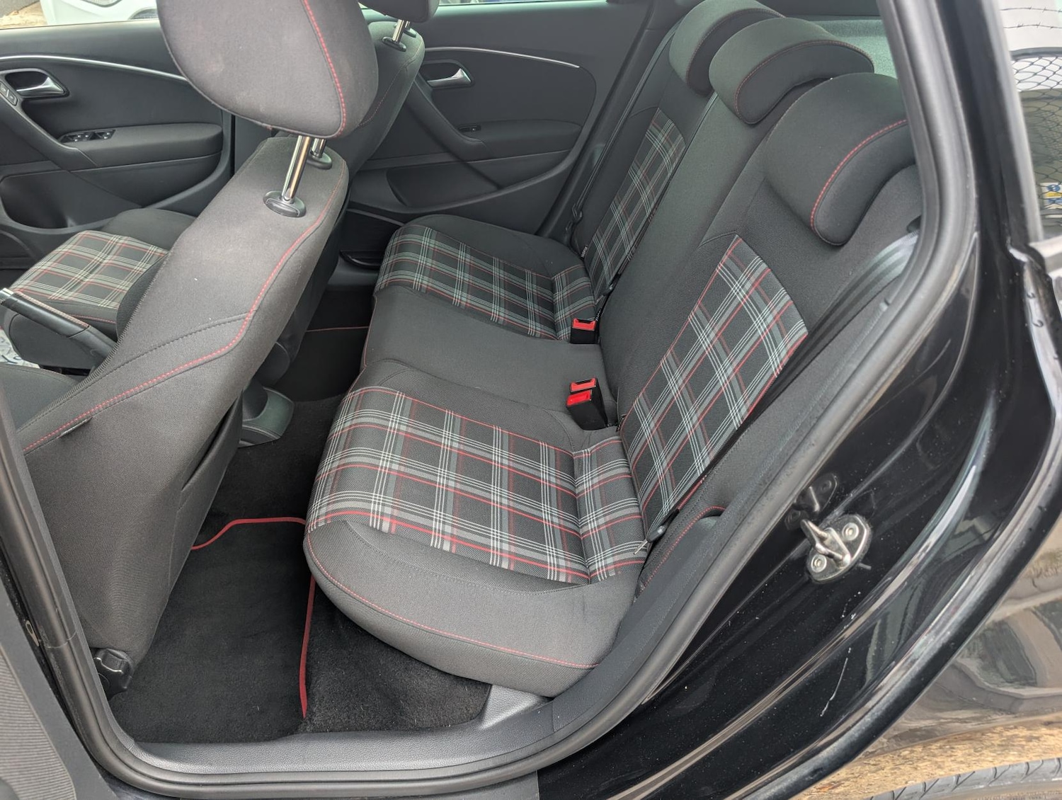 Used Volkswagen Polo 2015 for sale - 76458685: Photo 14