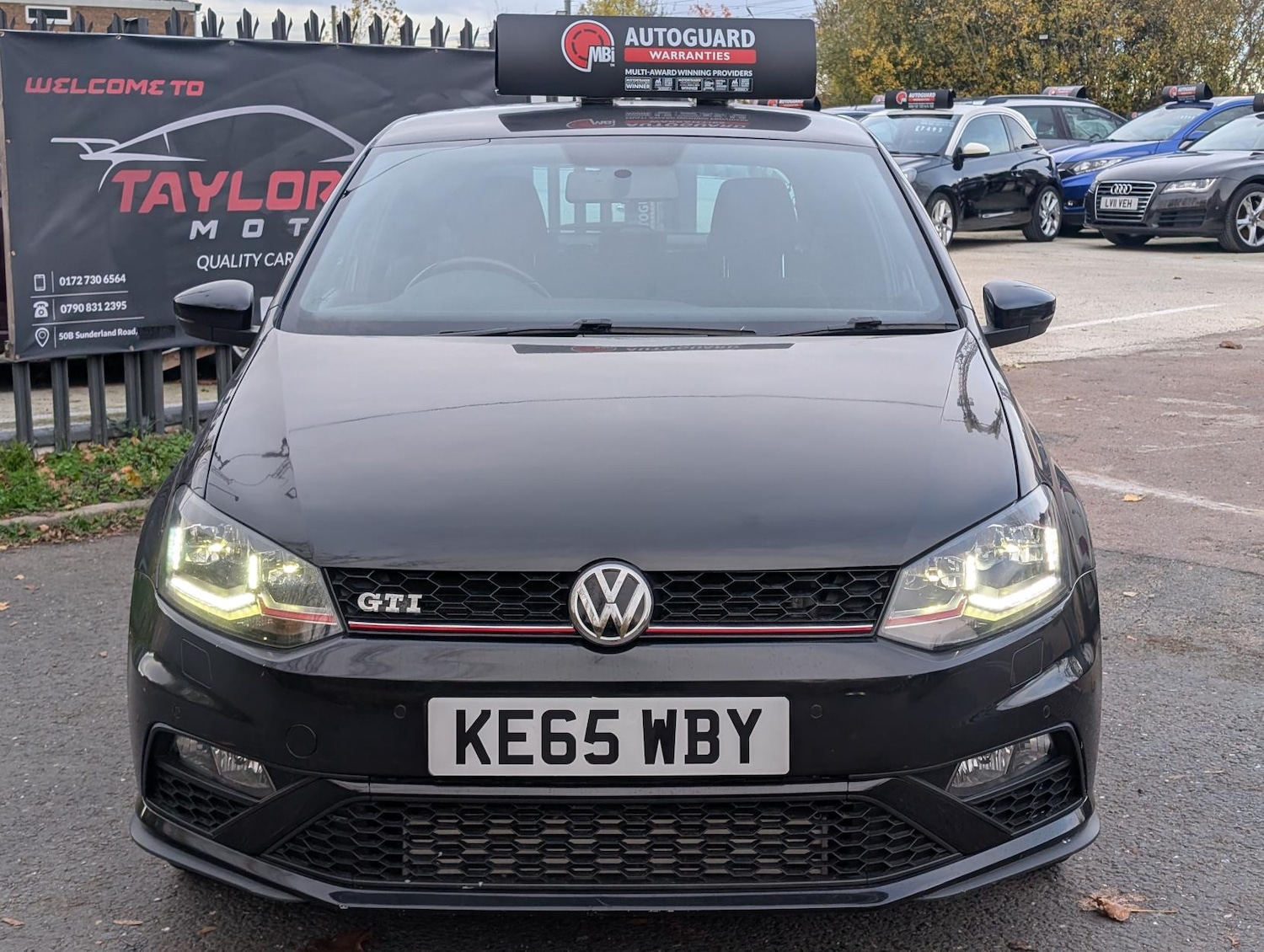 Used Volkswagen Polo 2015 for sale - 76458685: Photo 2