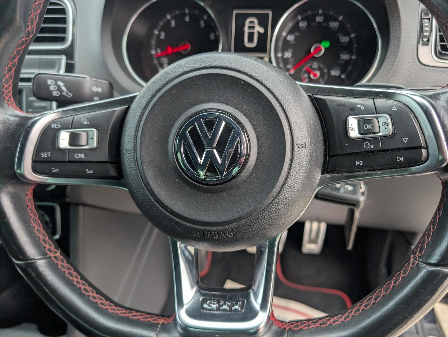 Used Volkswagen Polo 2015 for sale - 76458685: Photo 21