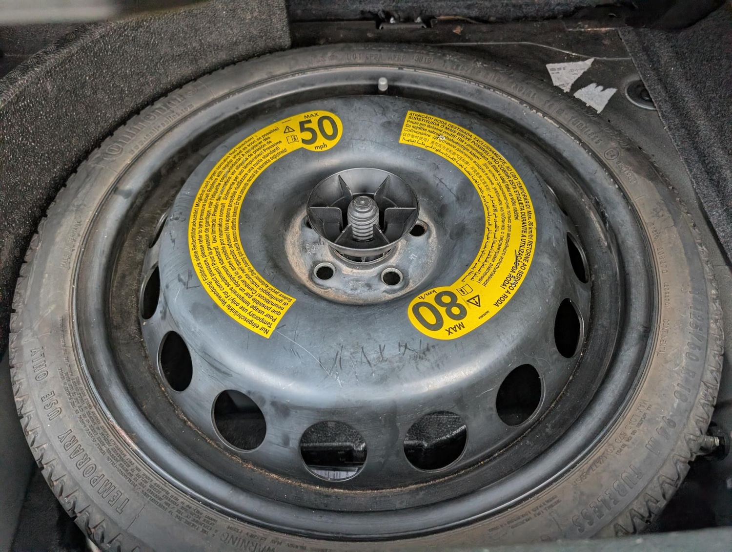 Used Volkswagen Polo 2015 for sale - 76458685: Photo 28