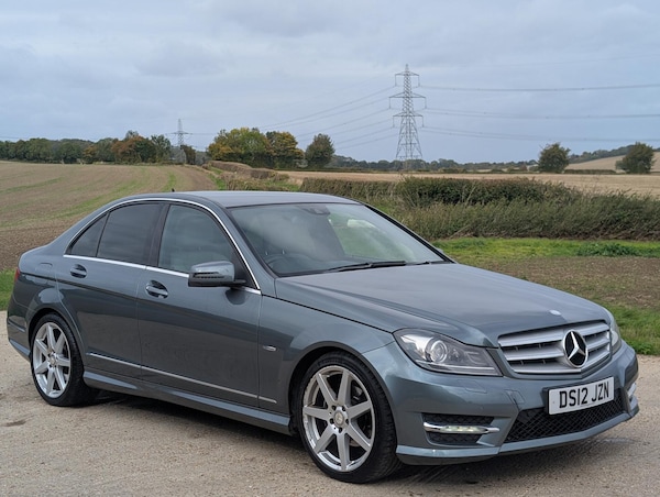 Used Mercedes-Benz C-Class 2012 for sale - 76178205: Photo 1