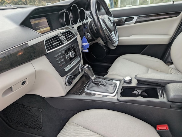 Used Mercedes-Benz C-Class 2012 for sale - 76178205: Photo 29