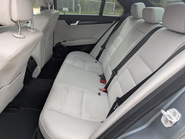 Used Mercedes-Benz C-Class 2012 for sale - 76178205: Photo 31
