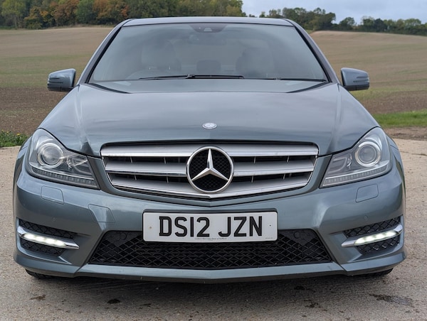 Used Mercedes-Benz C-Class 2012 for sale - 76178205: Photo 4