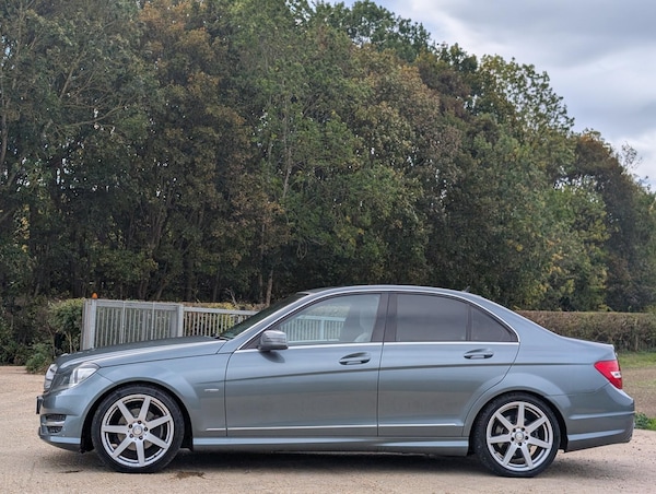 Used Mercedes-Benz C-Class 2012 for sale - 76178205: Photo 6