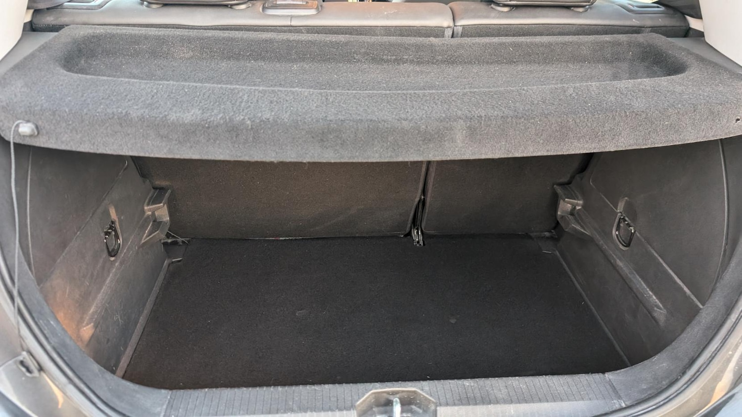 Used Vauxhall Corsa 2016 for sale - 77627137: Photo 36