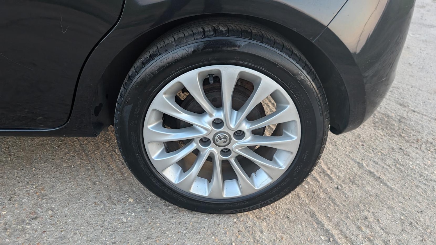 Used Vauxhall Corsa 2016 for sale - 77627137: Photo 41