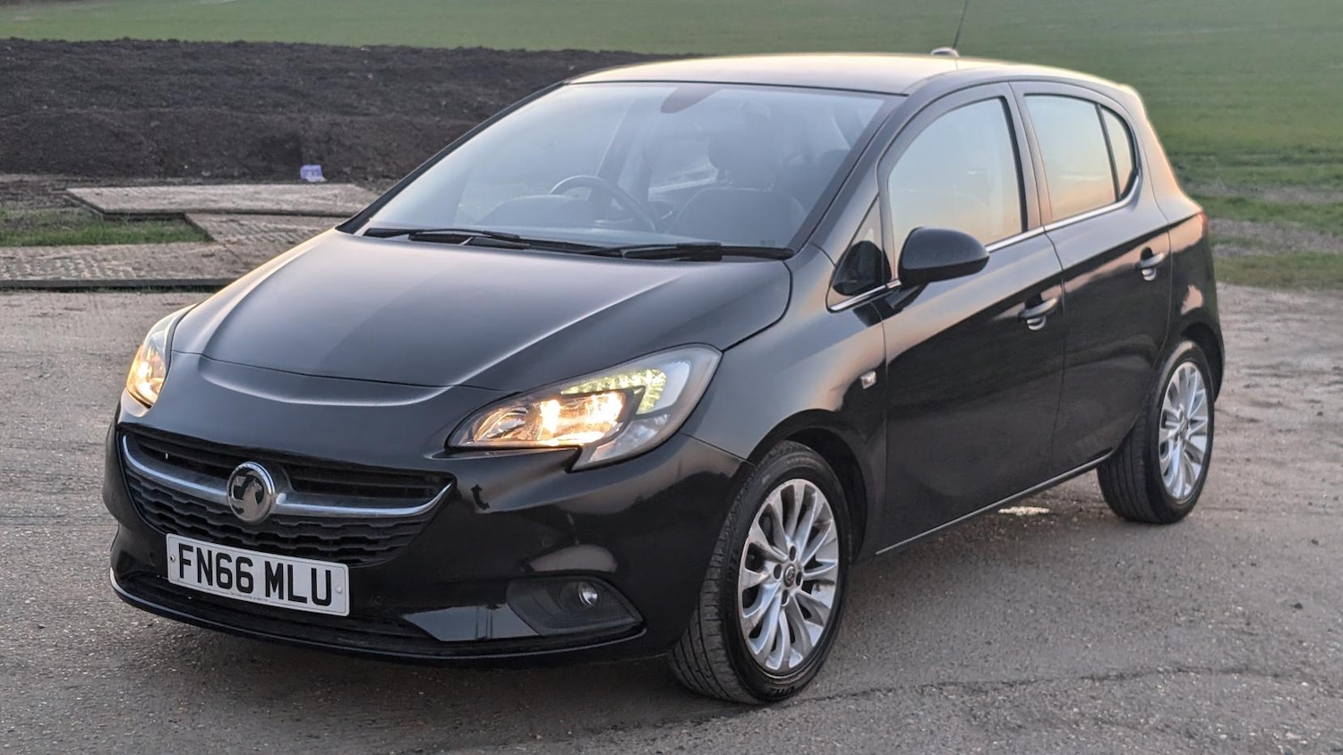 Used Vauxhall Corsa 2016 for sale - 77627137: Photo 6