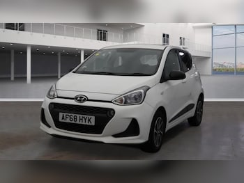 Used Hyundai i10 2018 for sale - 77244516: Photo