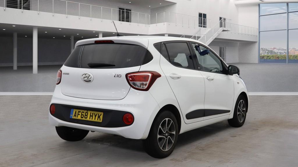 Used Hyundai i10 2018 for sale - 77244516: Photo 4