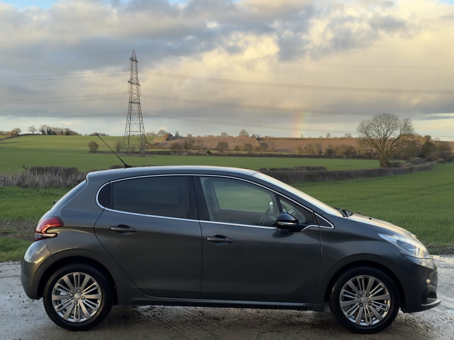Used Peugeot 208 2017 for sale - 77578387: Photo 14