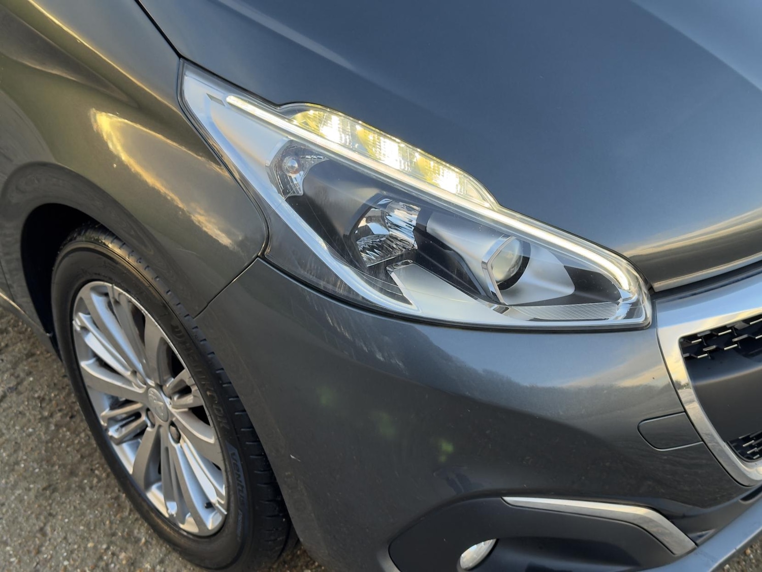 Used Peugeot 208 2017 for sale - 77578387: Photo 2