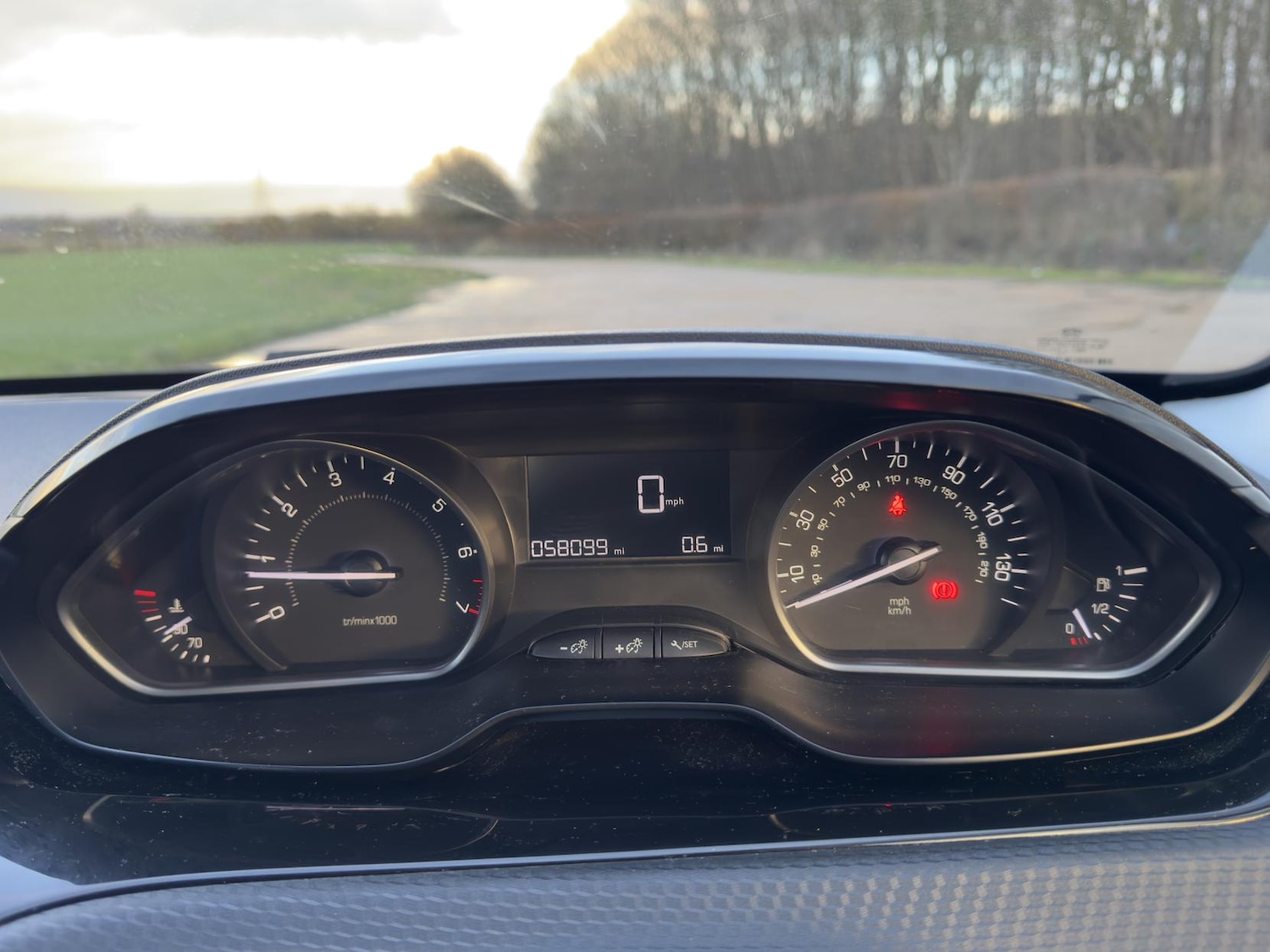 Used Peugeot 208 2017 for sale - 77578387: Photo 22