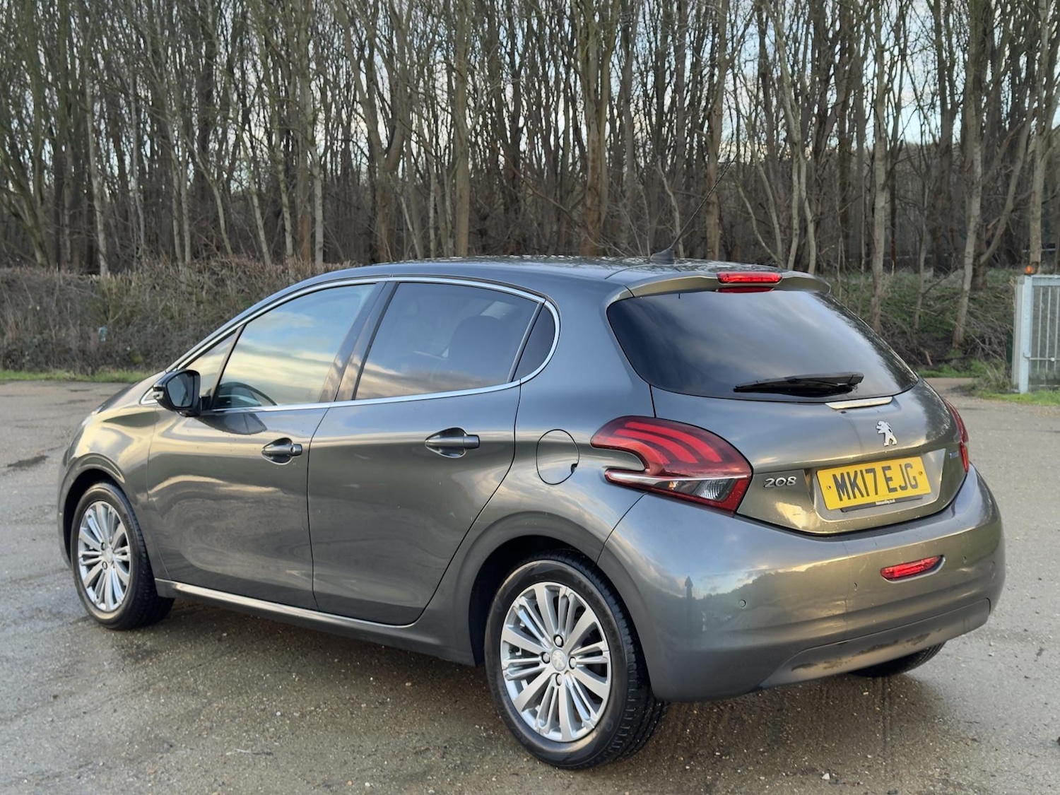 Used Peugeot 208 2017 for sale - 77578387: Photo 8