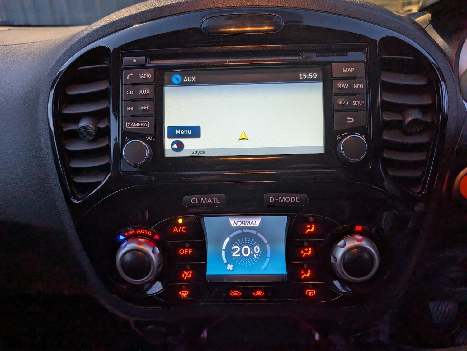 Used Nissan Juke 2015 for sale - 76918753: Photo 19