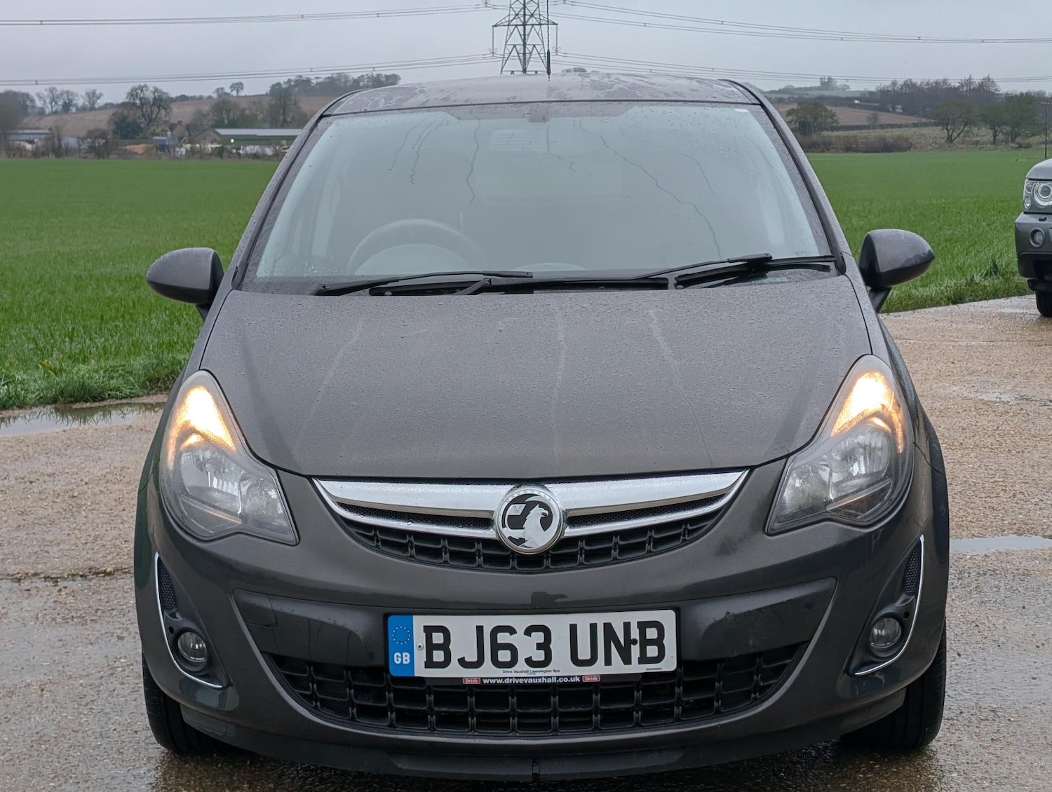 Used Vauxhall Corsa 2013 for sale - 77627134: Photo 2