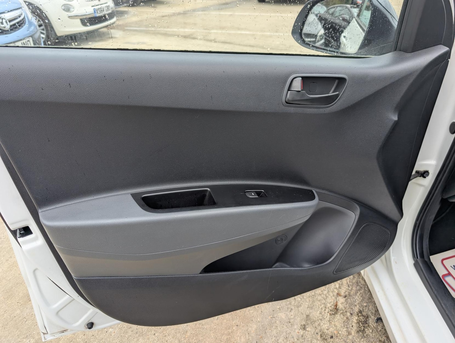 Used Hyundai i10 2018 for sale - 78036261: Photo 26