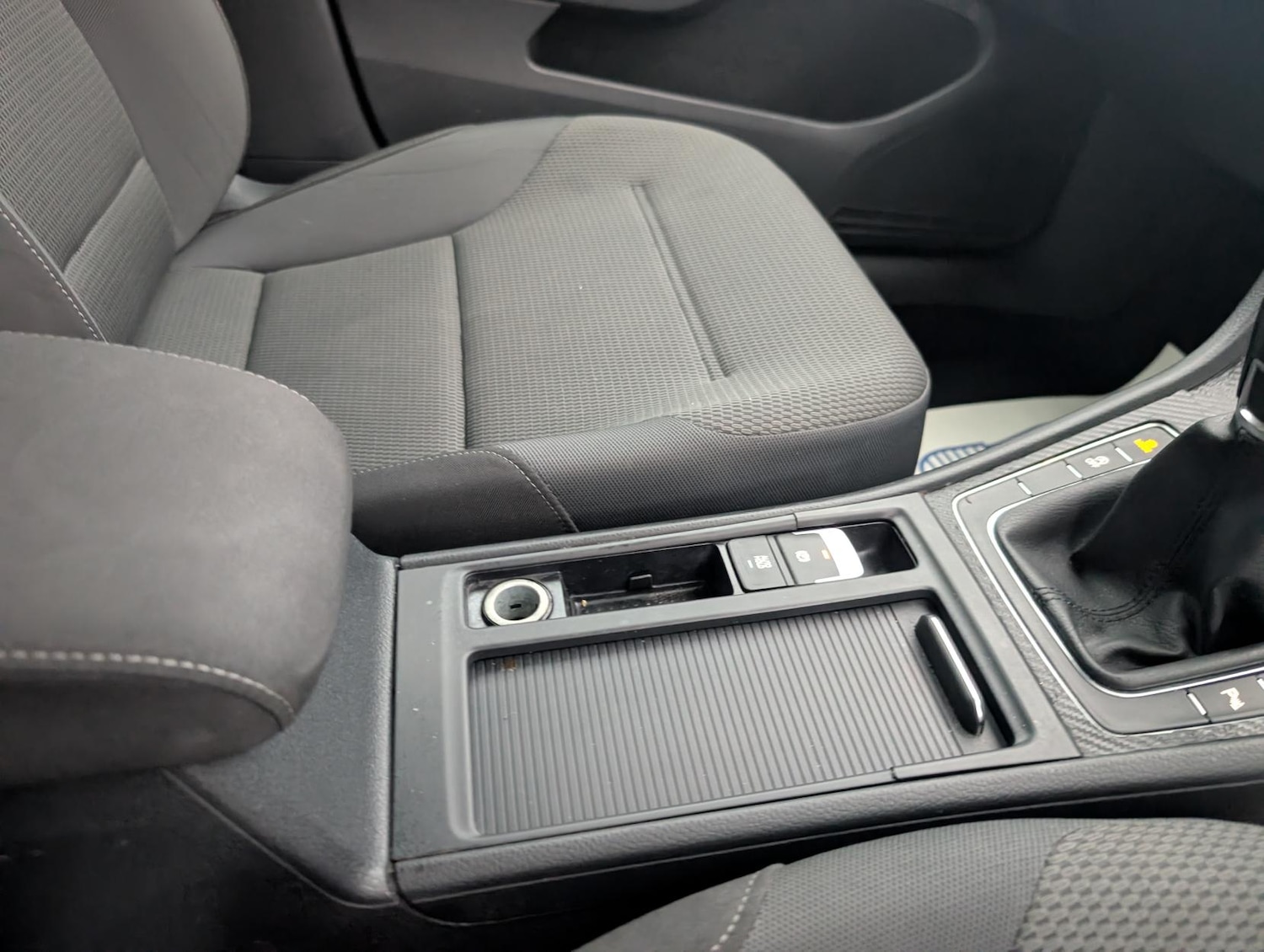 Used Volkswagen Golf 2015 for sale - 77466068: Photo 22