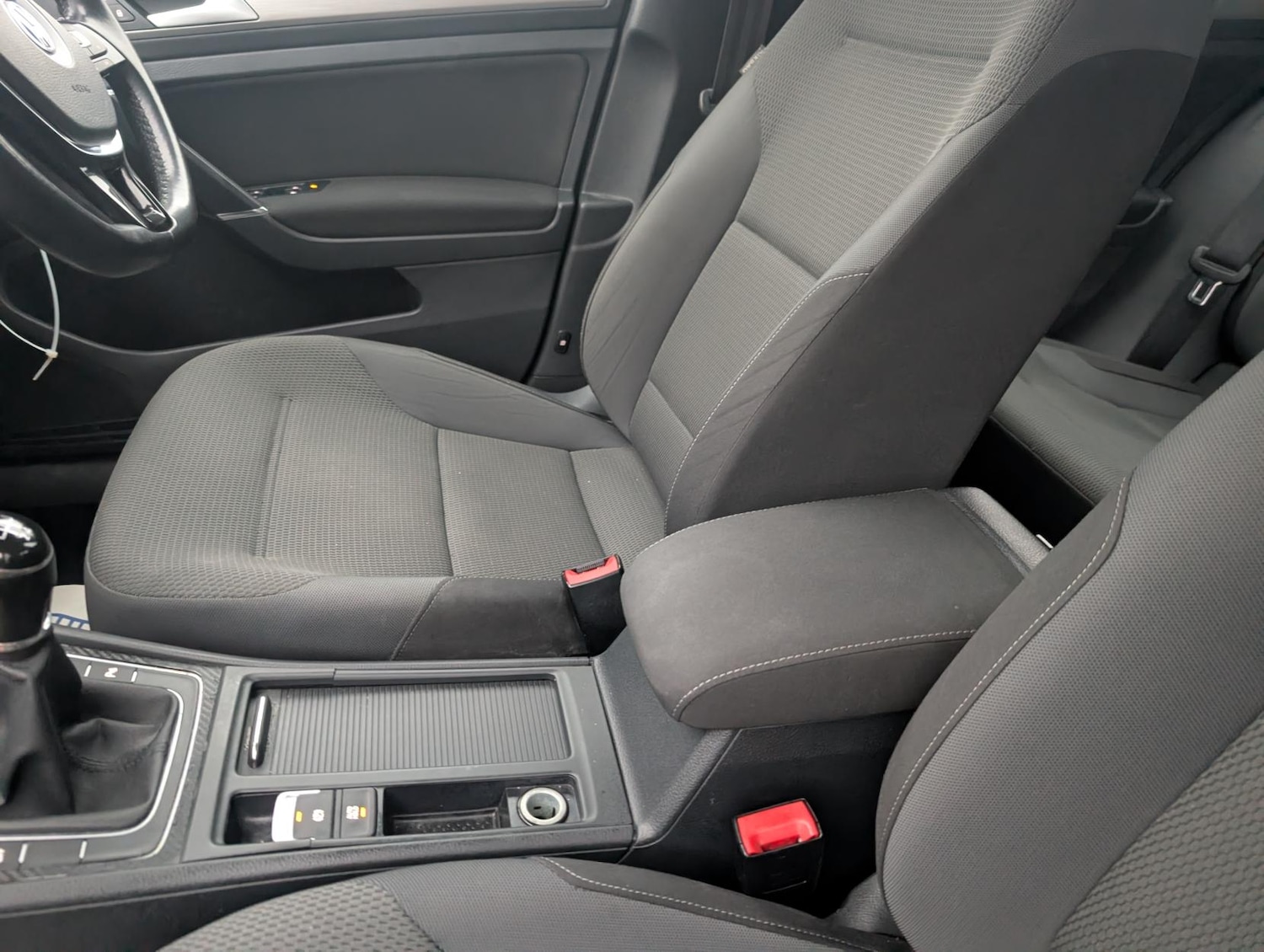 Used Volkswagen Golf 2015 for sale - 77466068: Photo 34