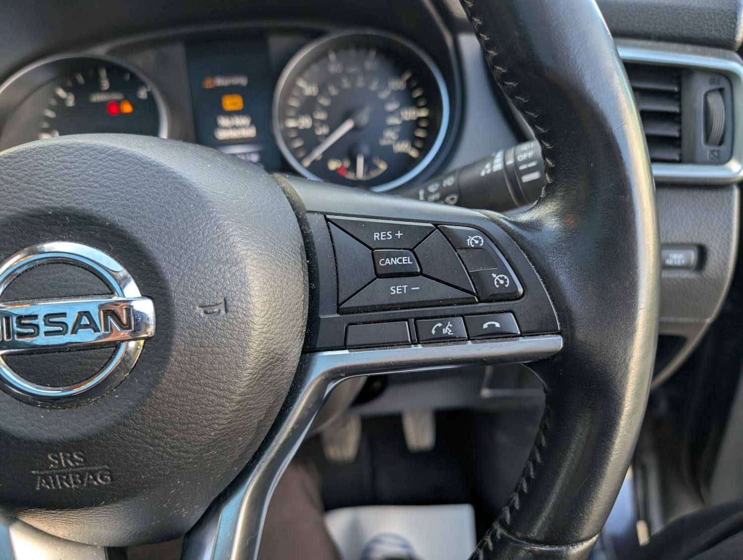 Used Nissan Qashqai 2018 for sale - 77896103: Photo 11