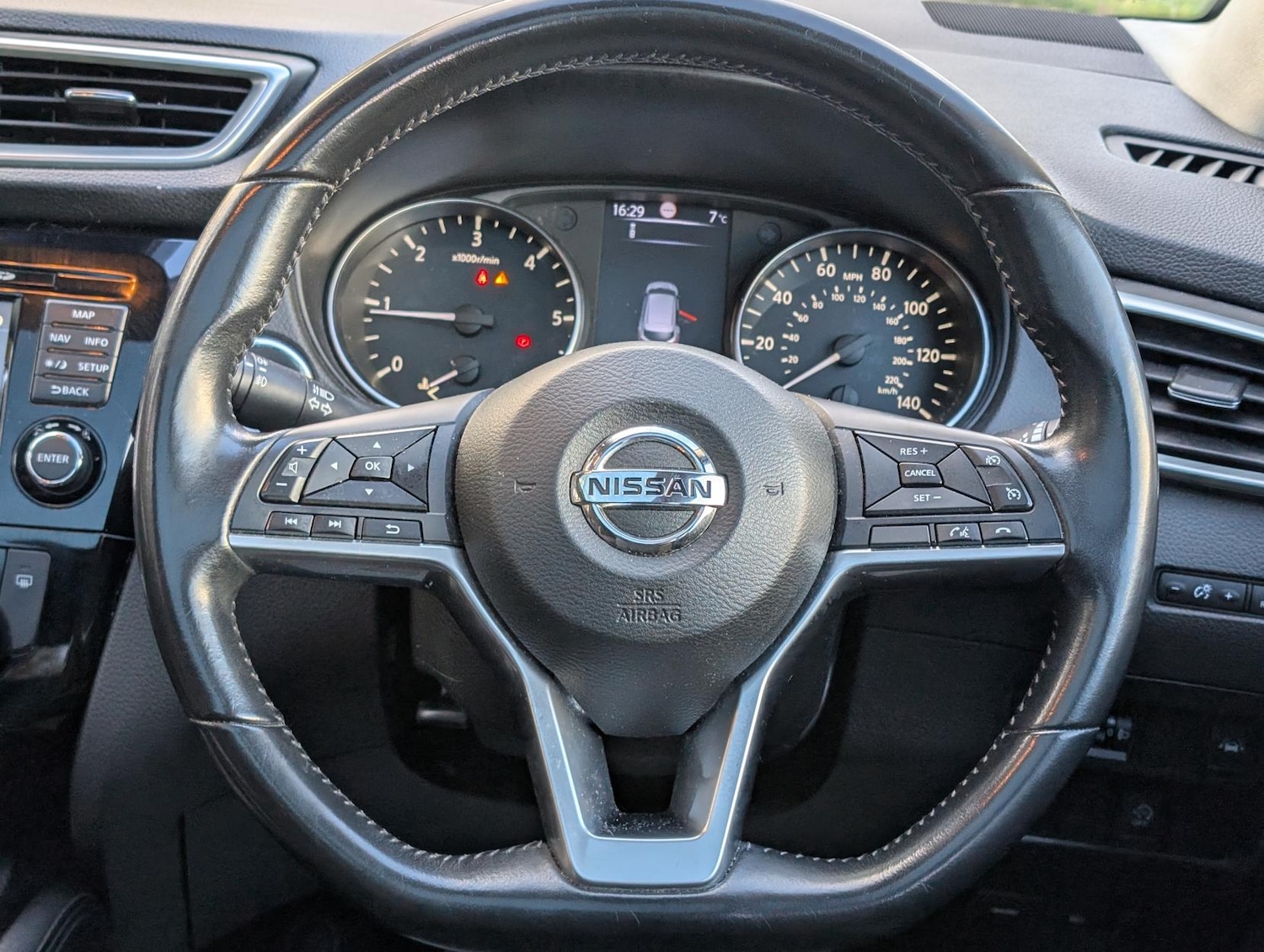 Used Nissan Qashqai 2018 for sale - 77896103: Photo 14