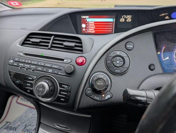 Used Honda Civic 2009 for sale - 76304436: Photo 12