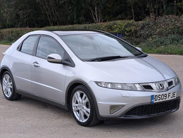 Used Honda Civic 2009 for sale - 76304436: Photo 1