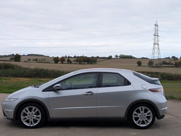 Used Honda Civic 2009 for sale - 76304436: Photo 5