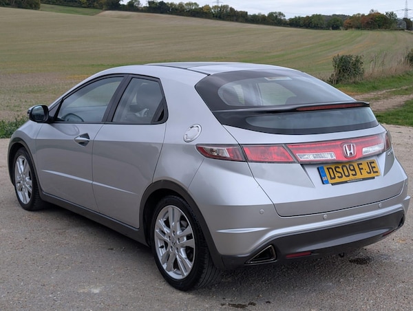 Used Honda Civic 2009 for sale - 76304436: Photo 6