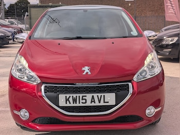 Used Peugeot 208 2015 for sale - 75462081: Photo