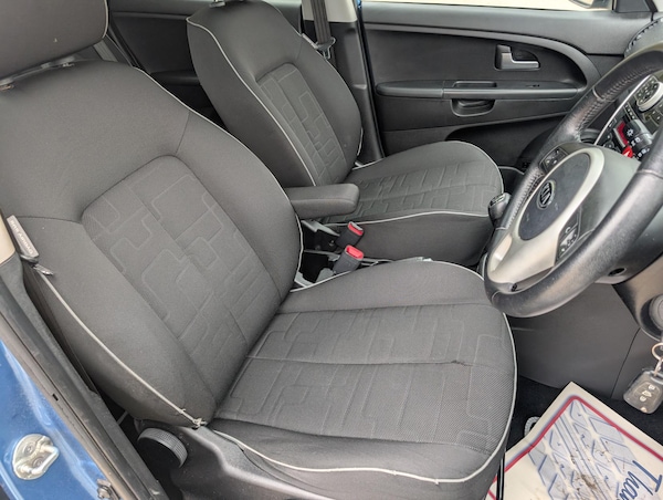 Used Kia Venga 2011 for sale - 76312665: Photo 10