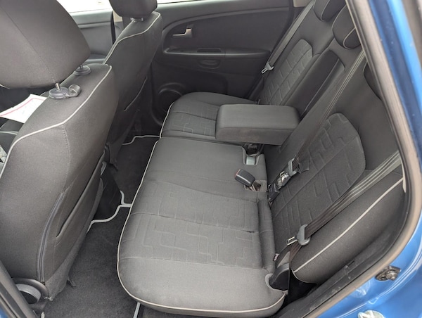 Used Kia Venga 2011 for sale - 76312665: Photo 25