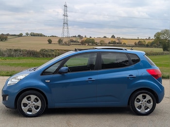 Used Kia Venga 2011 for sale - 76312665: Photo 4