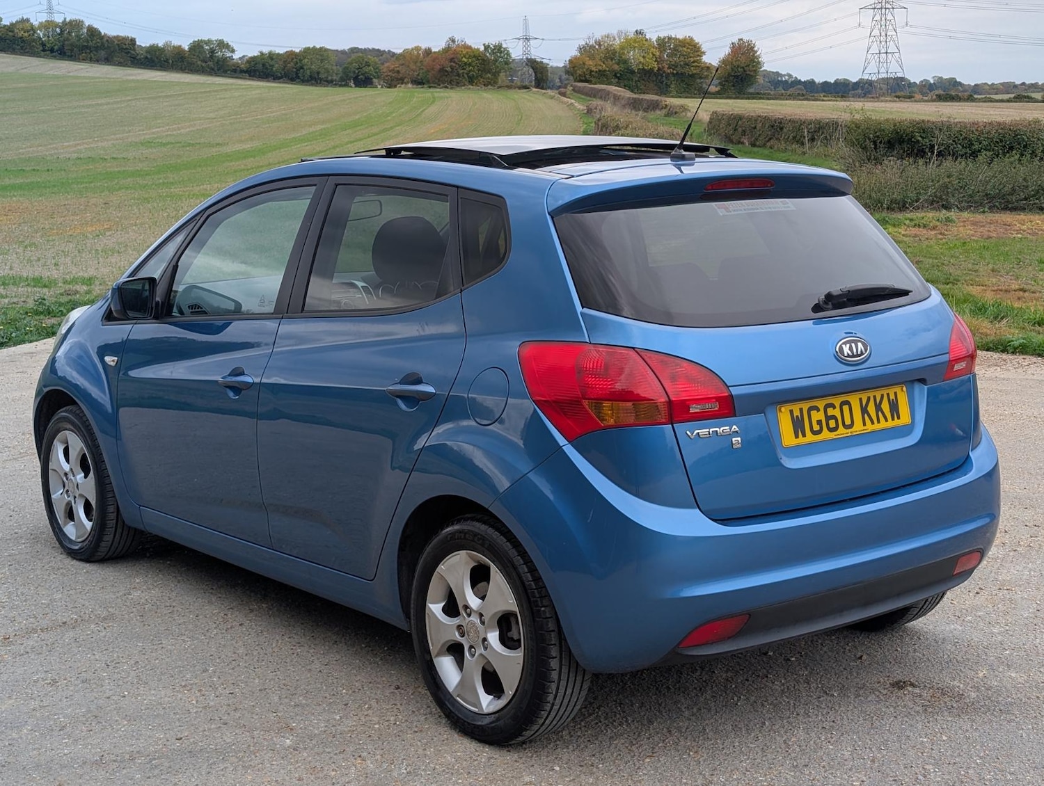 Used Kia Venga 2011 for sale - 76312665: Photo 6