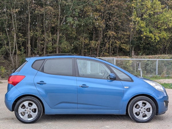 Used Kia Venga 2011 for sale - 76312665: Photo 8