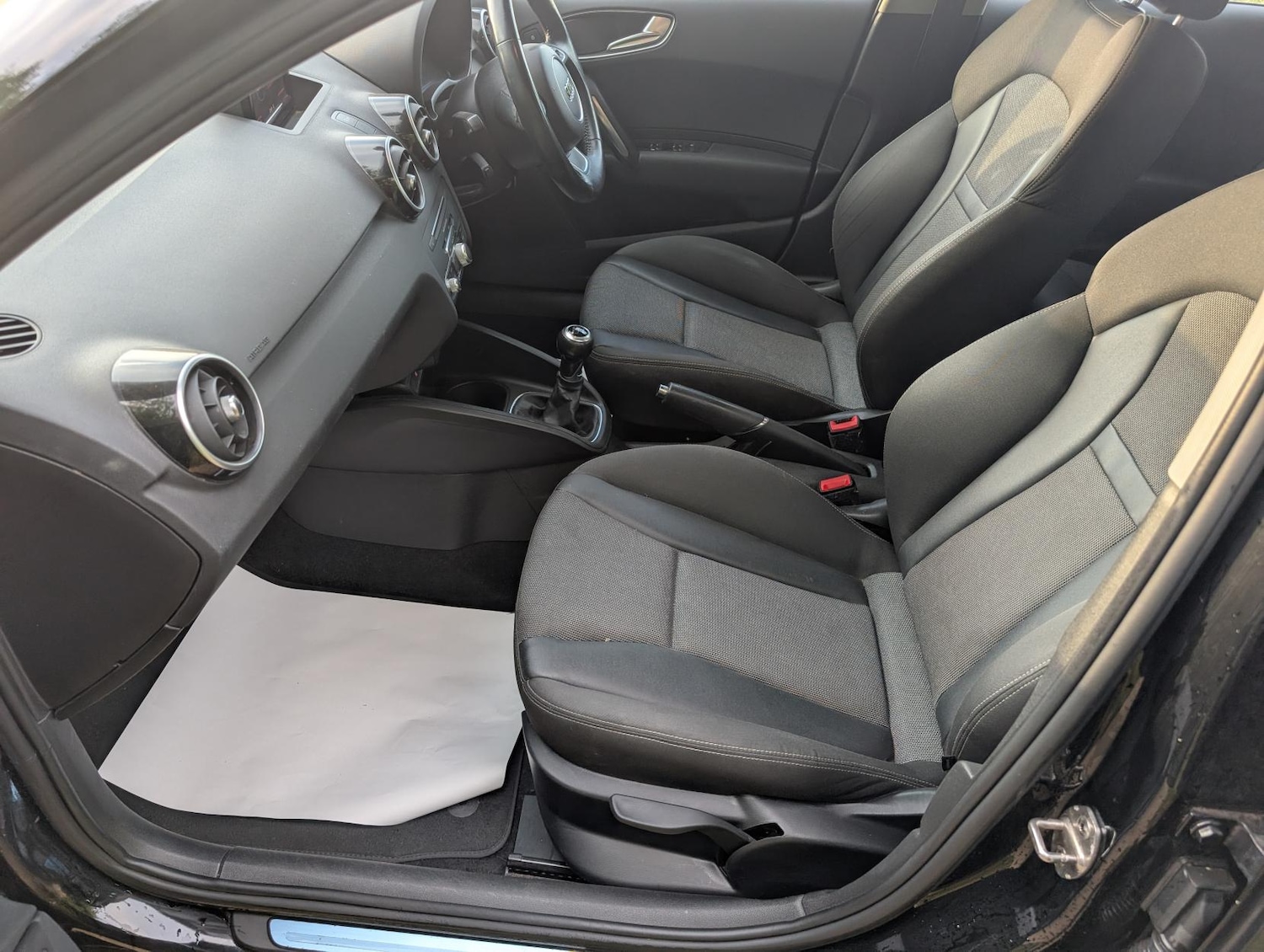 Used Audi A1 2015 for sale - 76574844: Photo 17