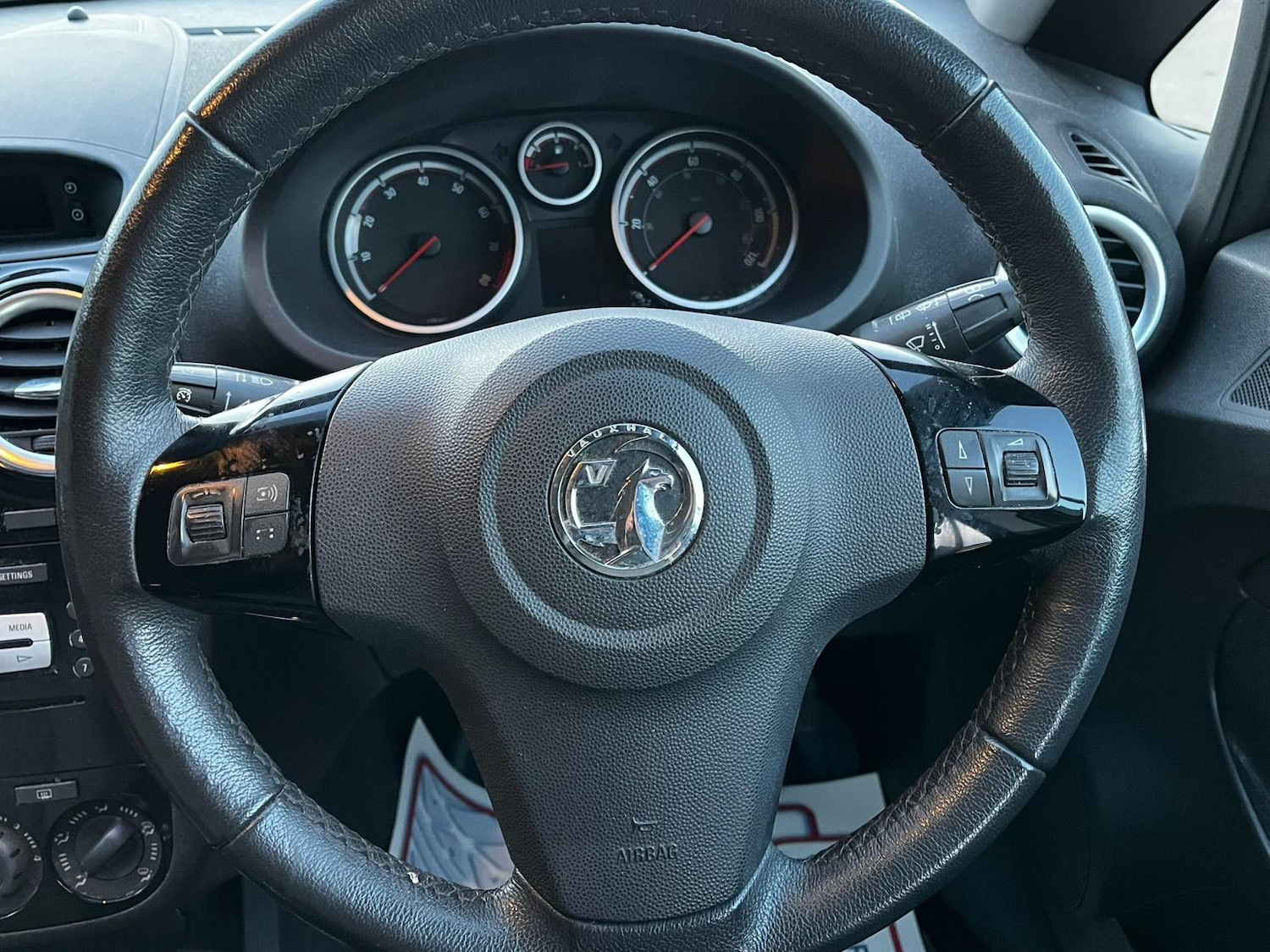 Used Vauxhall Corsa 2015 for sale - 76477023: Photo 10